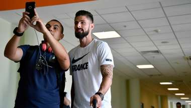 Giroud França embarque retorno Copa do Mundo 16 07 18