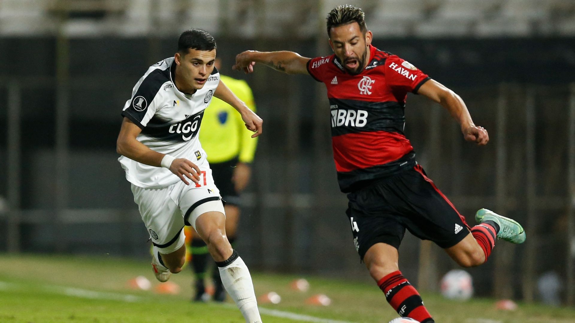Mauricio Isla Flamengo - Olimpia