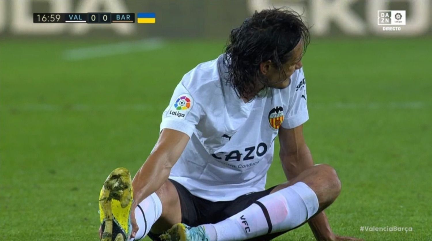Cavani Blessure Valence FC Barcelone
