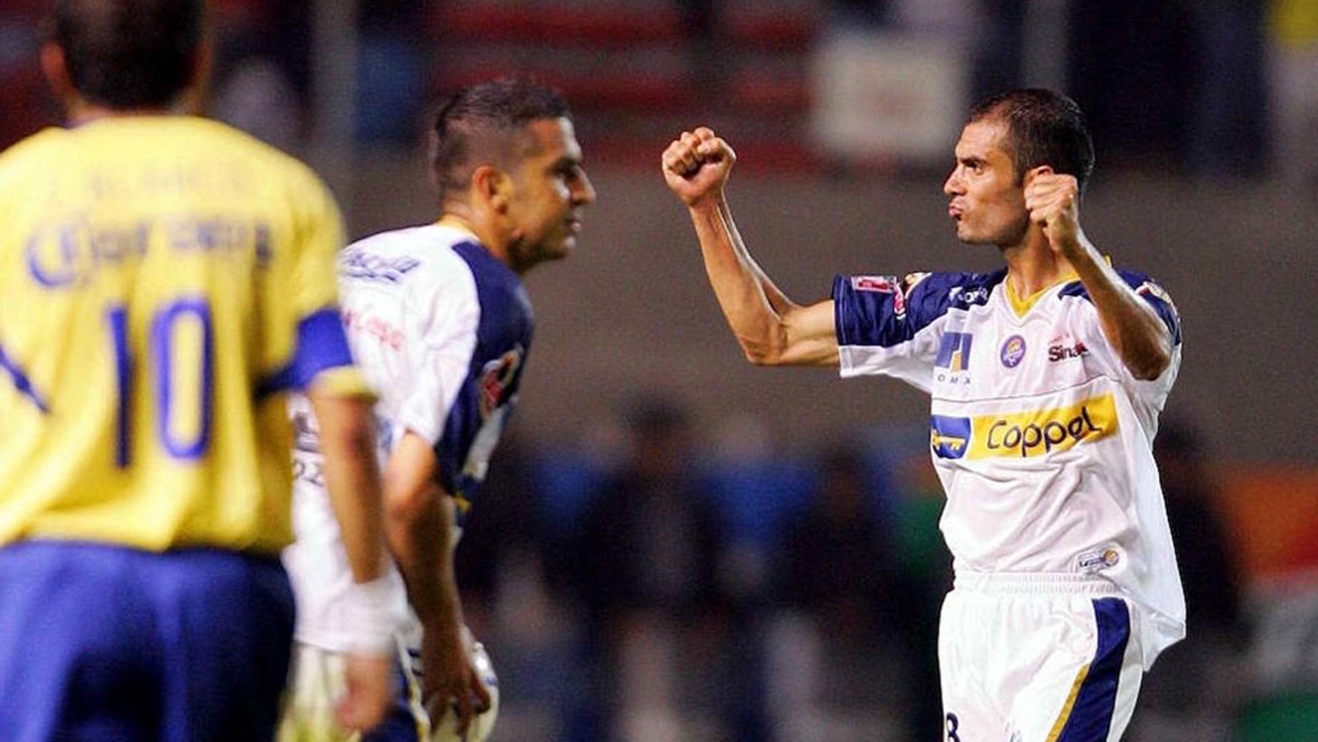 PEP GUARDIOLA DORADOS