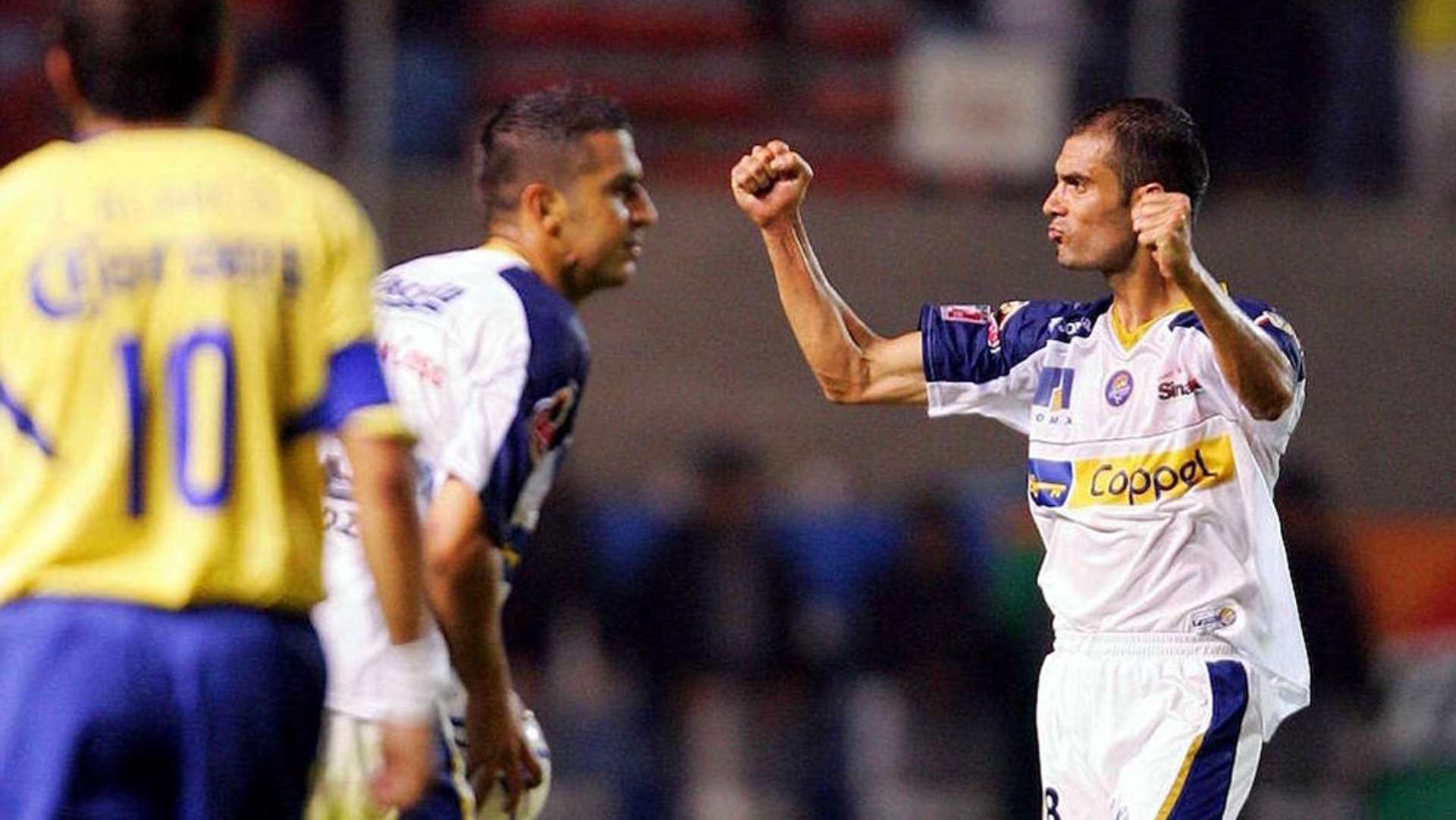 PEP GUARDIOLA DORADOS