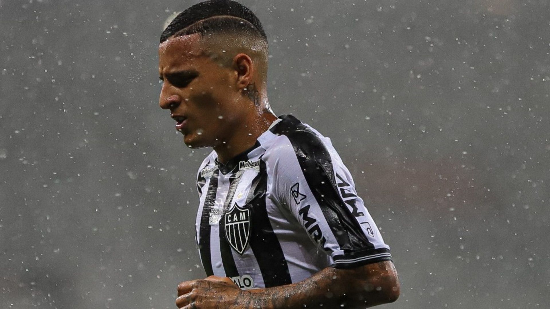 Guilherme Arana Atlético-MG Athletico Paranaense Brasileirão 18 11 2020