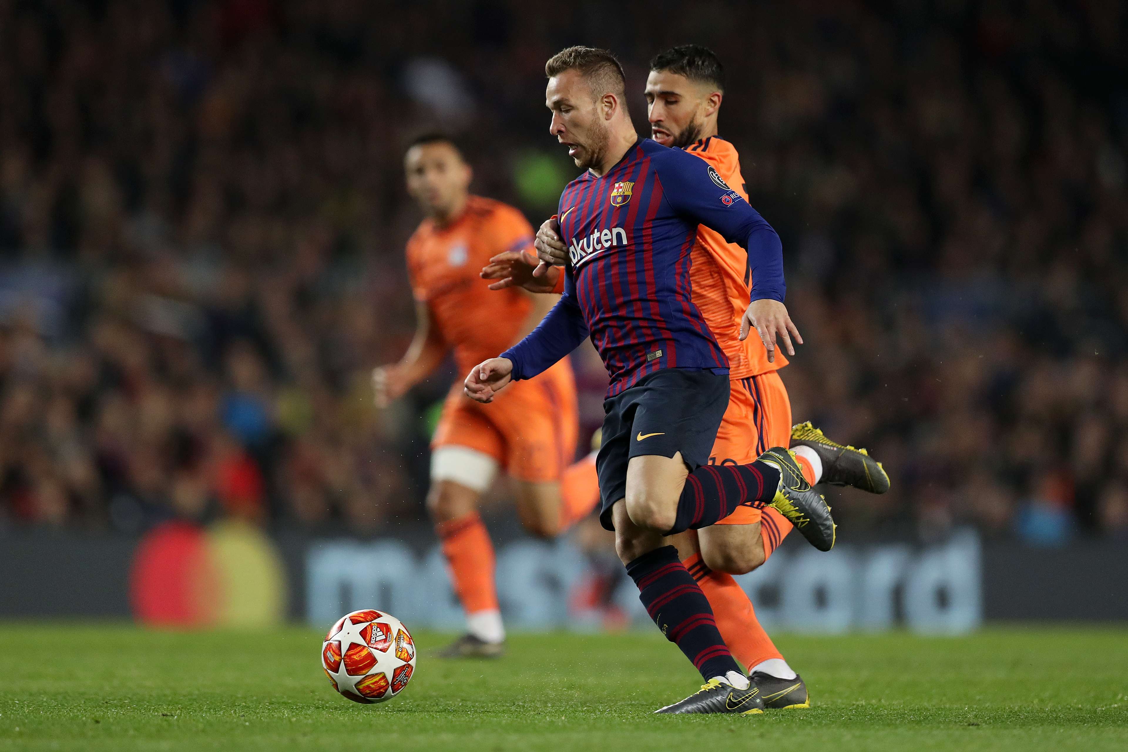 Arthur Barcelona Olympique Lyon UEFA Champions League