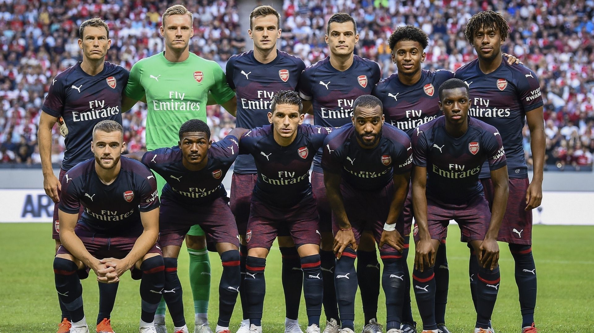 arsenal-2018_2019-away uniform