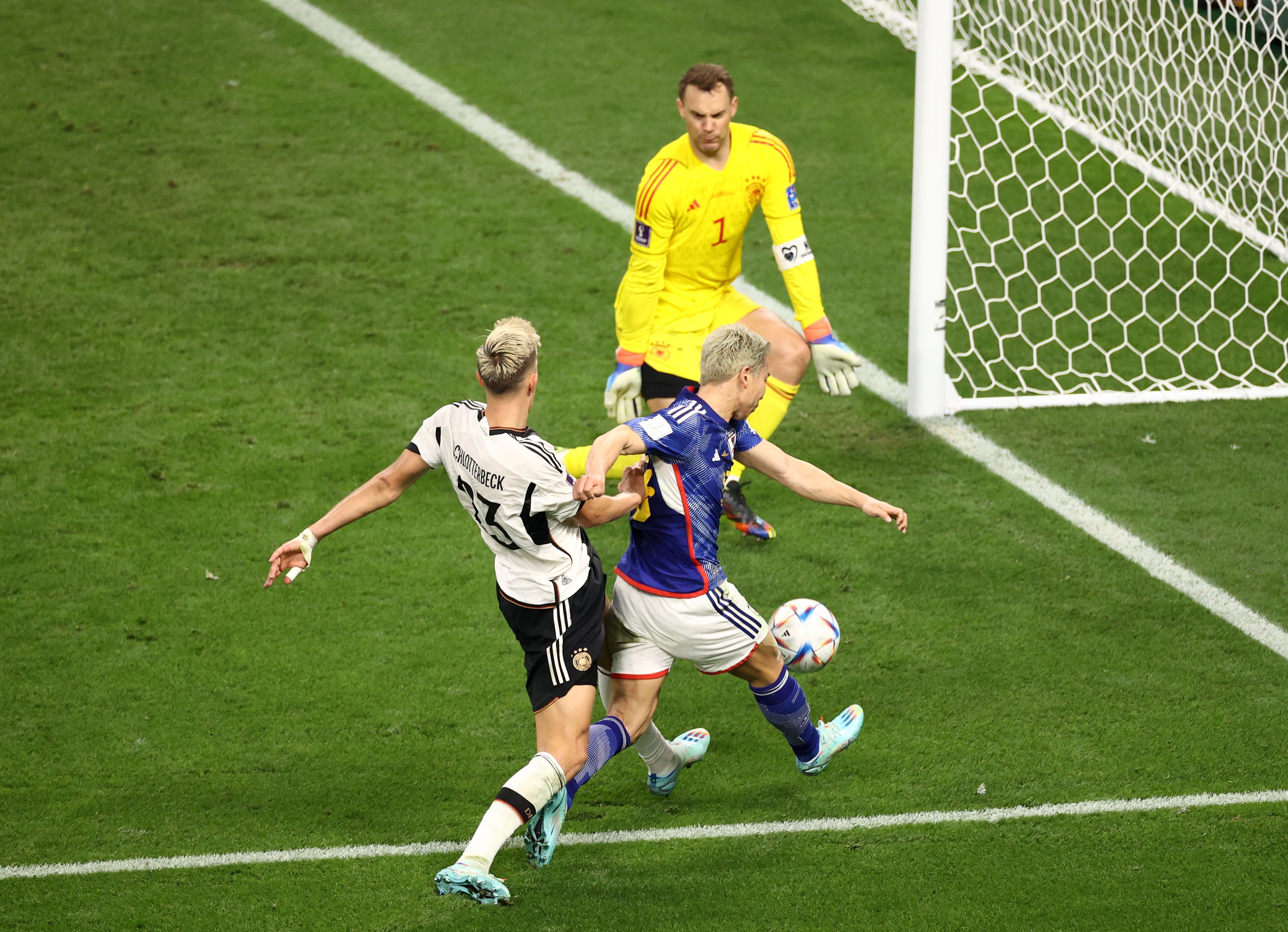 아사노 타쿠마 독일