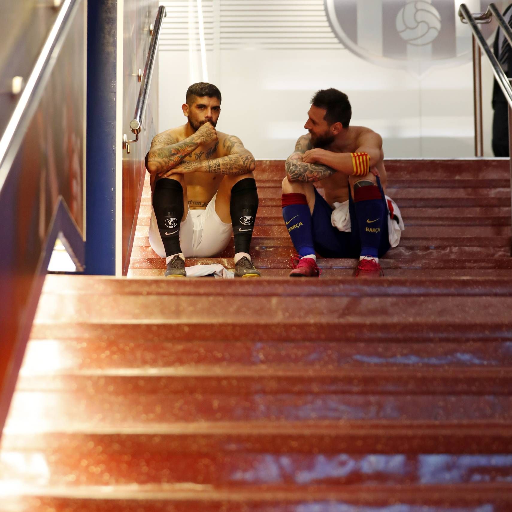 ever banega leo messi sevilla barcelona