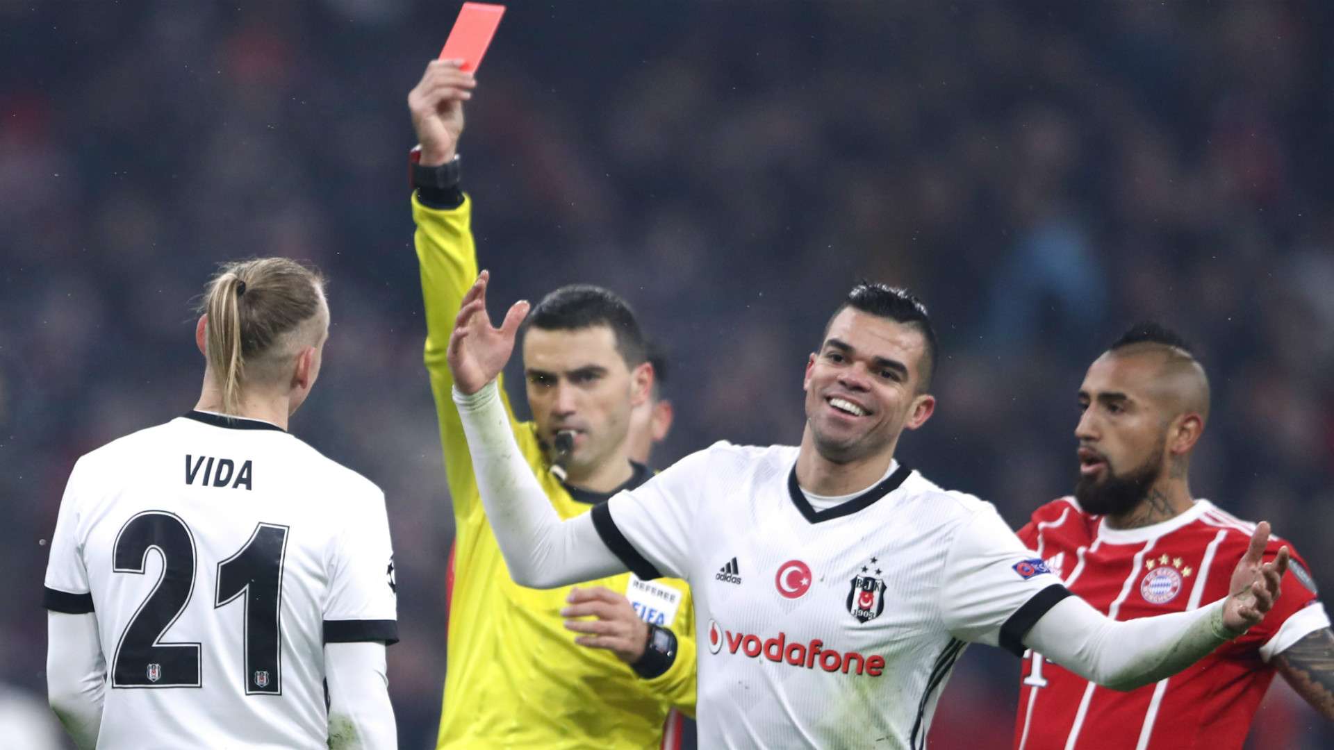 Domagoj Vida Bayern Munchen Besiktas Champions League 20022018