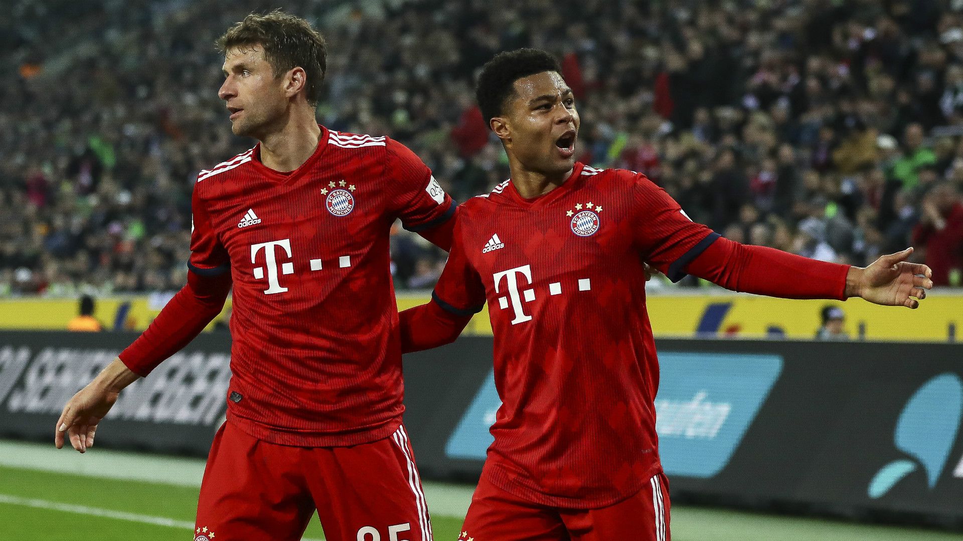 THOMAS MÜLLER SERGE GNABRY BAYERN MÜNCHEN