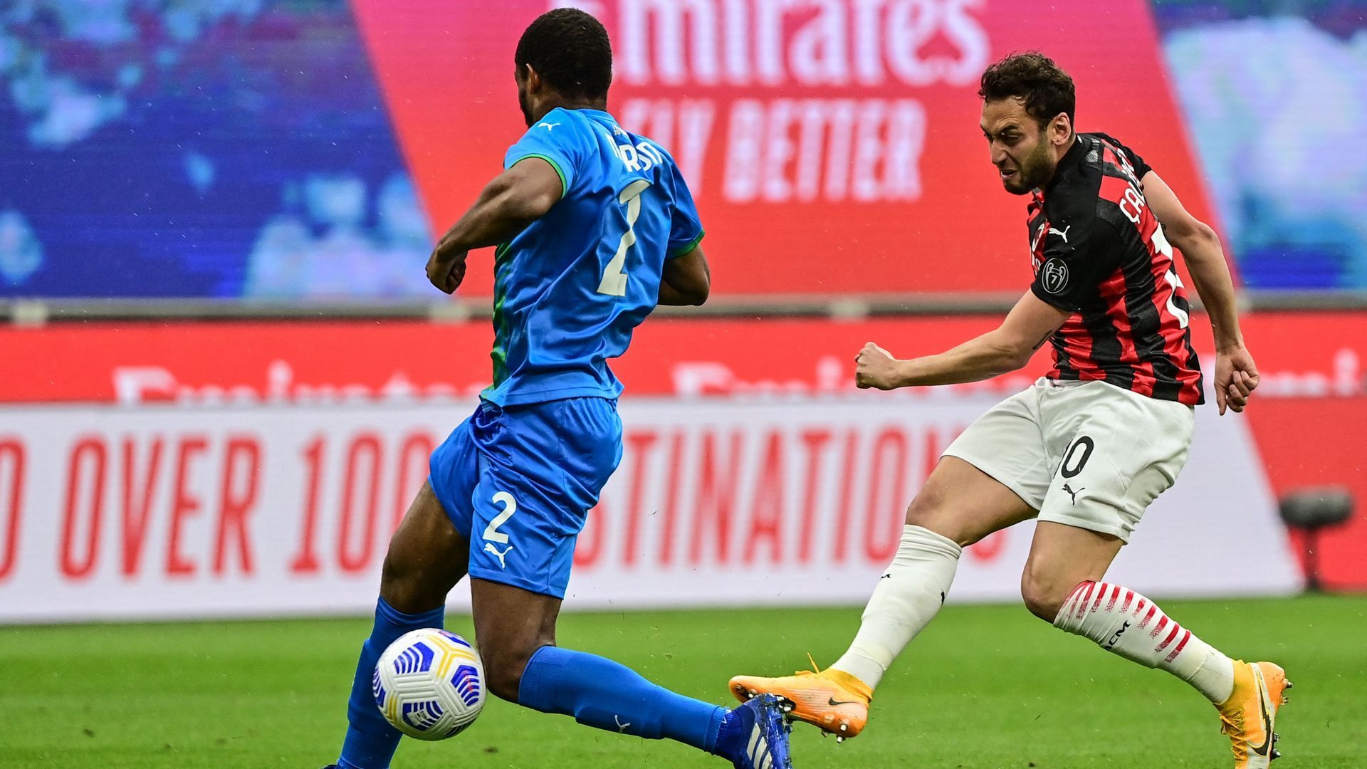 Hakan Calhanoglu. AC Milan vs Sassuolo 04.21.2021