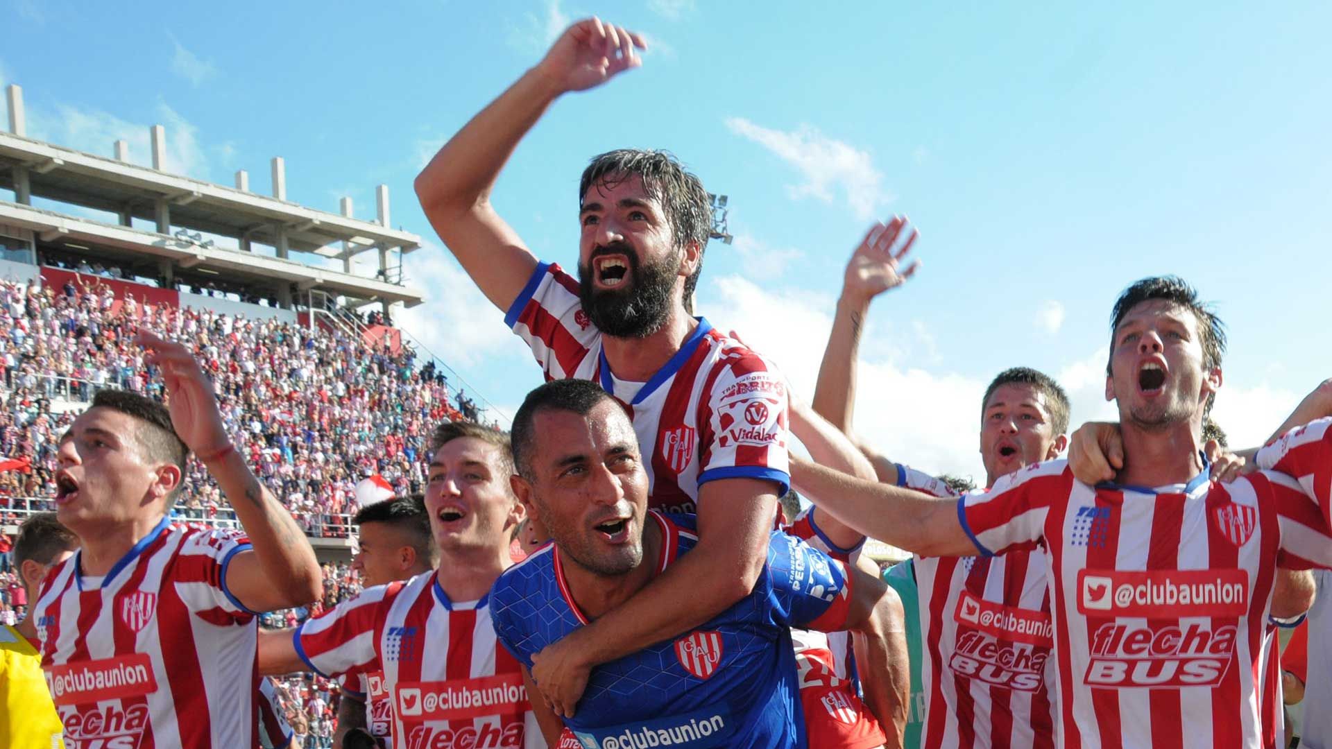 Diego Villar festejo Union Colon 23042016