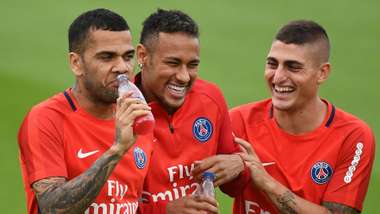 Dani Alves Neymar Marco Verratti PSG