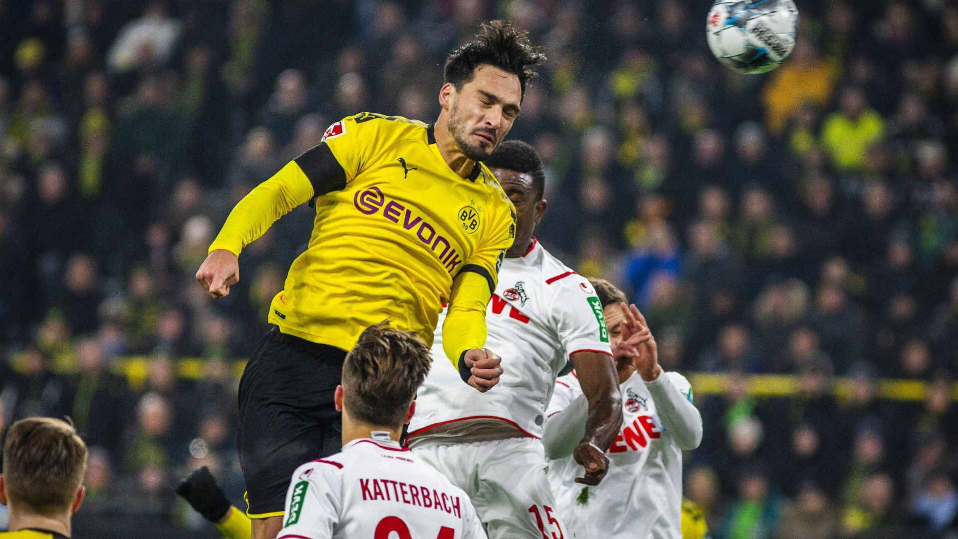 MATS HUMMELS BORUSSIA DORTMUND BUNDESLIGA 24012020
