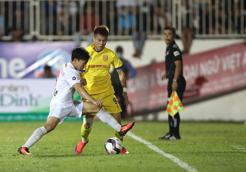 Hoang Anh Gia Lai vs Nam Dinh FC V.League 2021