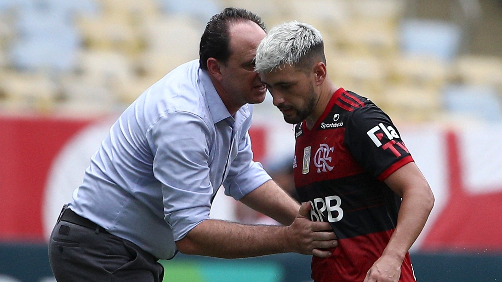 Ceni e Arrascaeta Flamengo Internacional Brasileirão 21022021