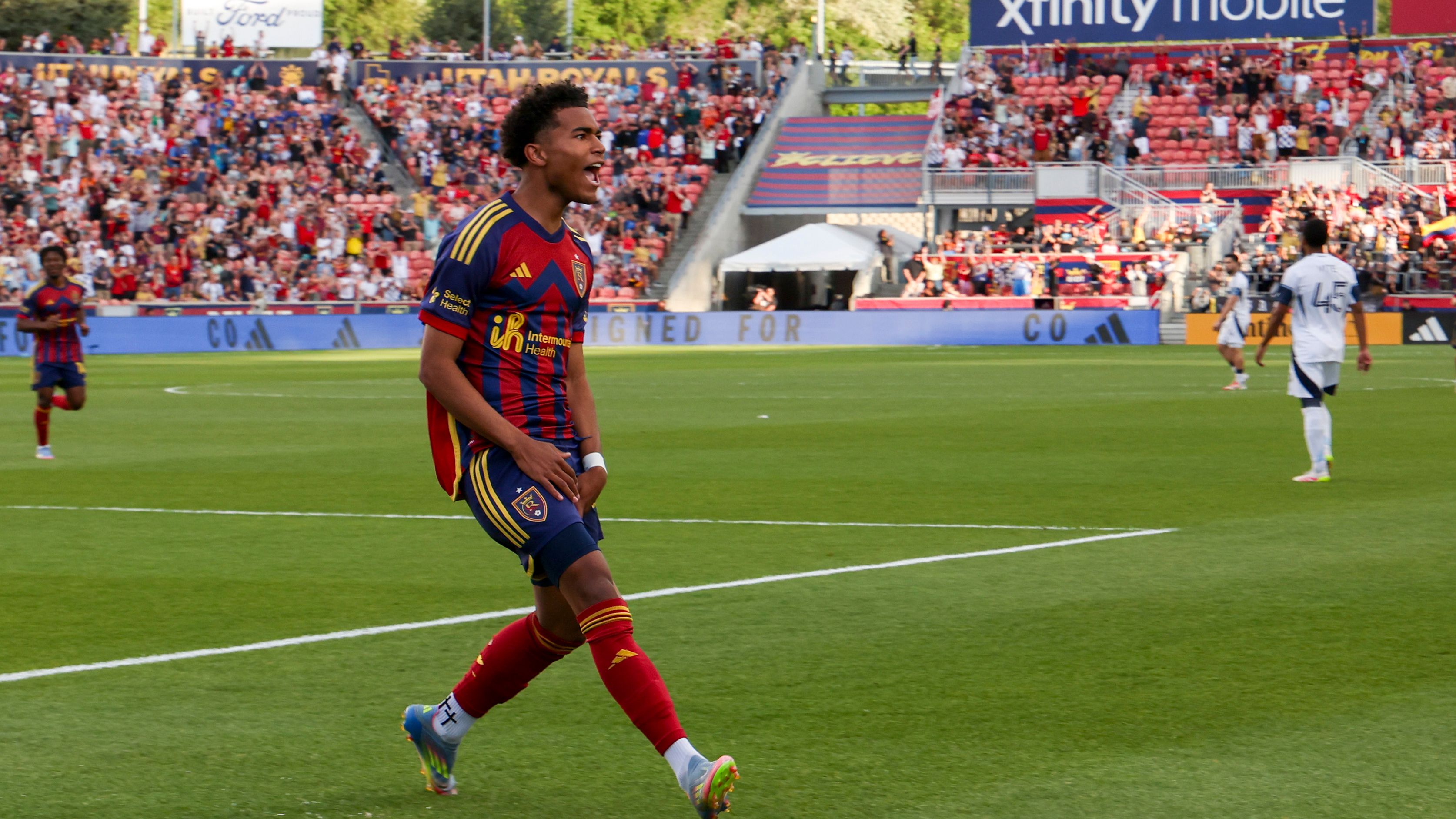 WATCH: Real Salt Lake's Zavier Gozo scores first MLS goal days after high school graduation | Goal.com UK