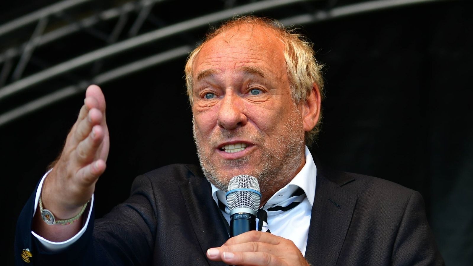 ONLY GERMANY Peter Fischer Eintracht Frankfurt