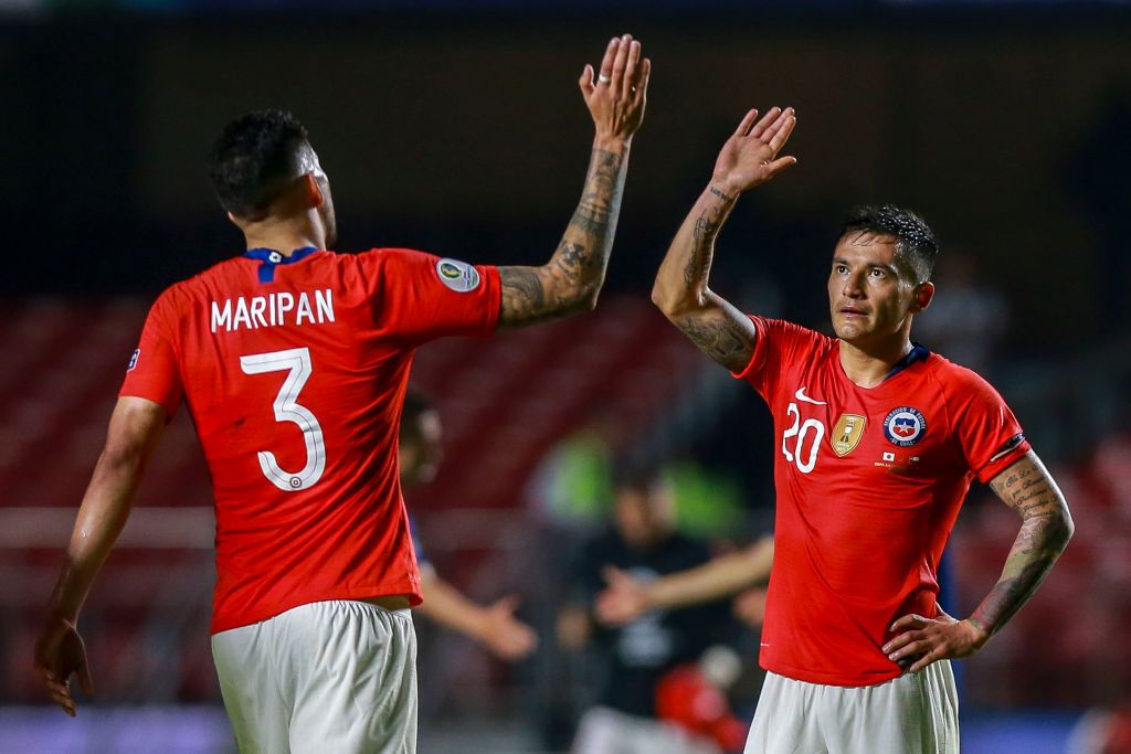 Charles Aránguiz - Guillermo Maripán