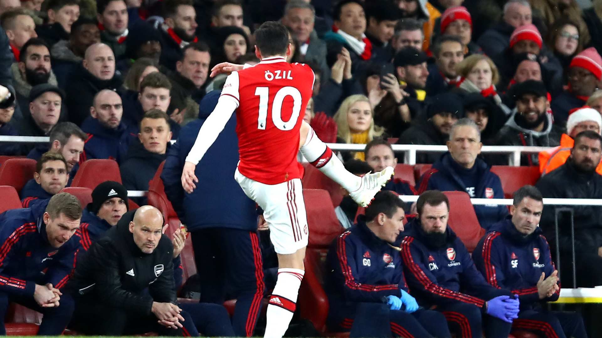 2019-12-15 Mesut Ozil