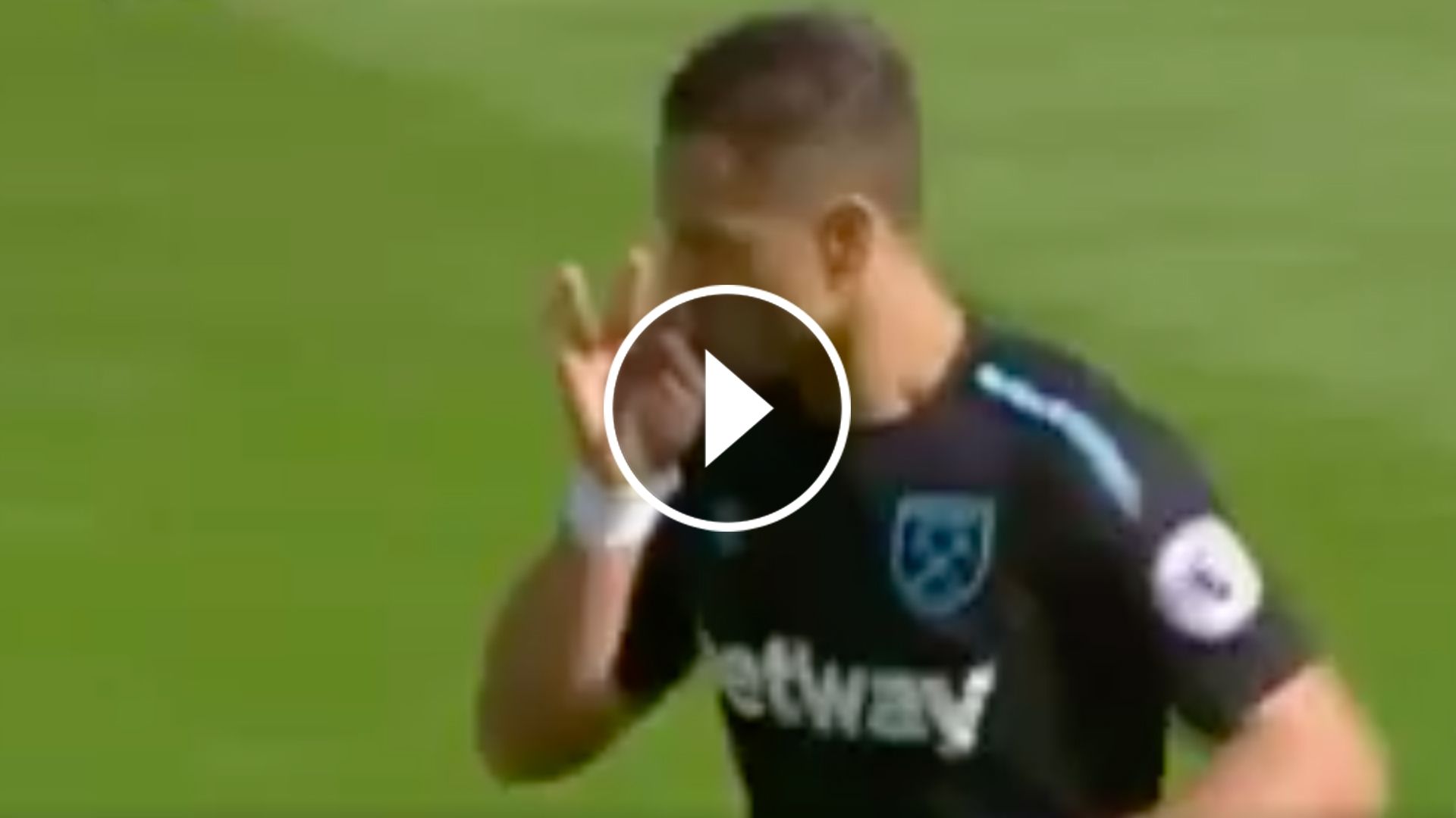 Chicharito West Ham play