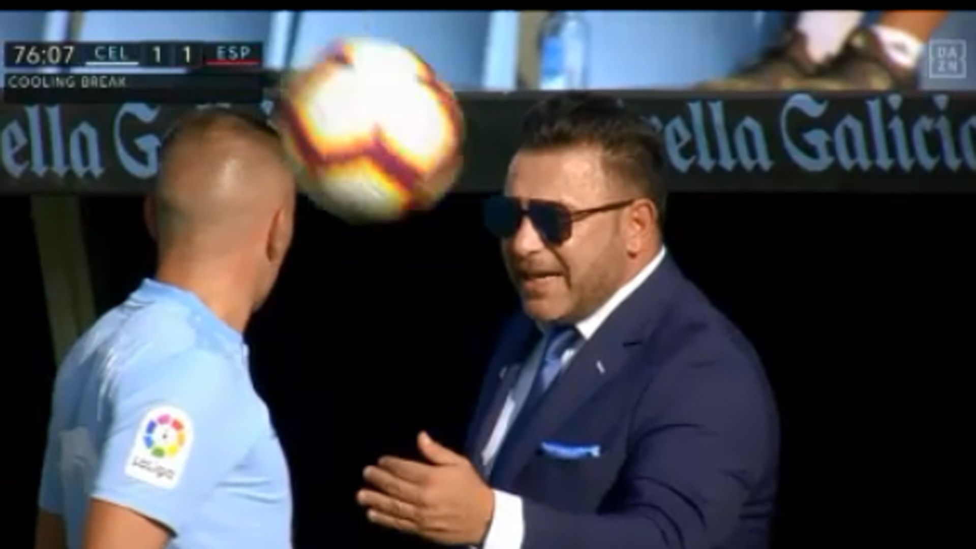 Playbutton Celta Vigo coach