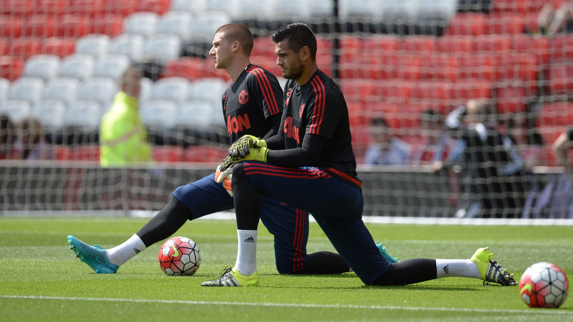 Sergio Romero Sam Johnstone Manchester United Premier League