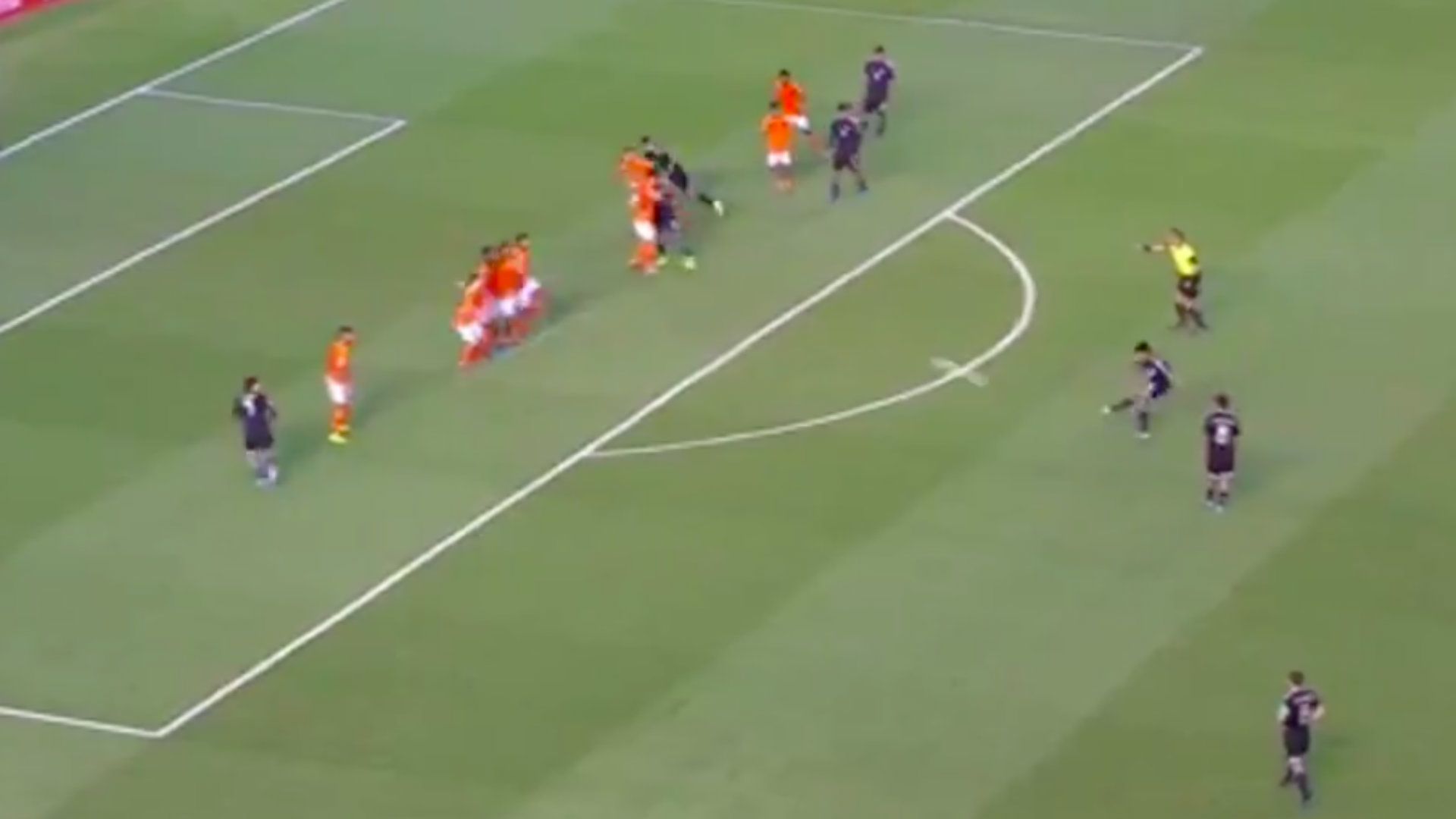 Golazo Efraín Álvarez