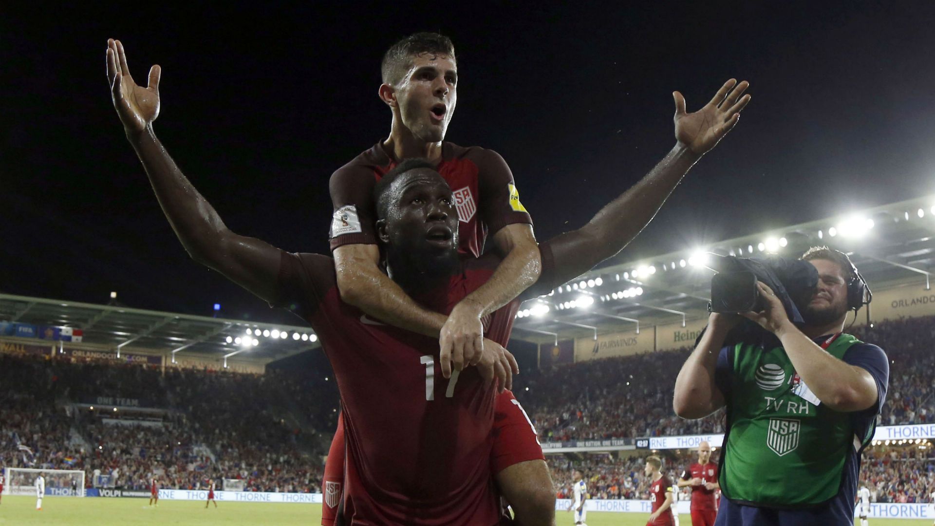 Jozy Altidore Christian Pulisic USA Panama