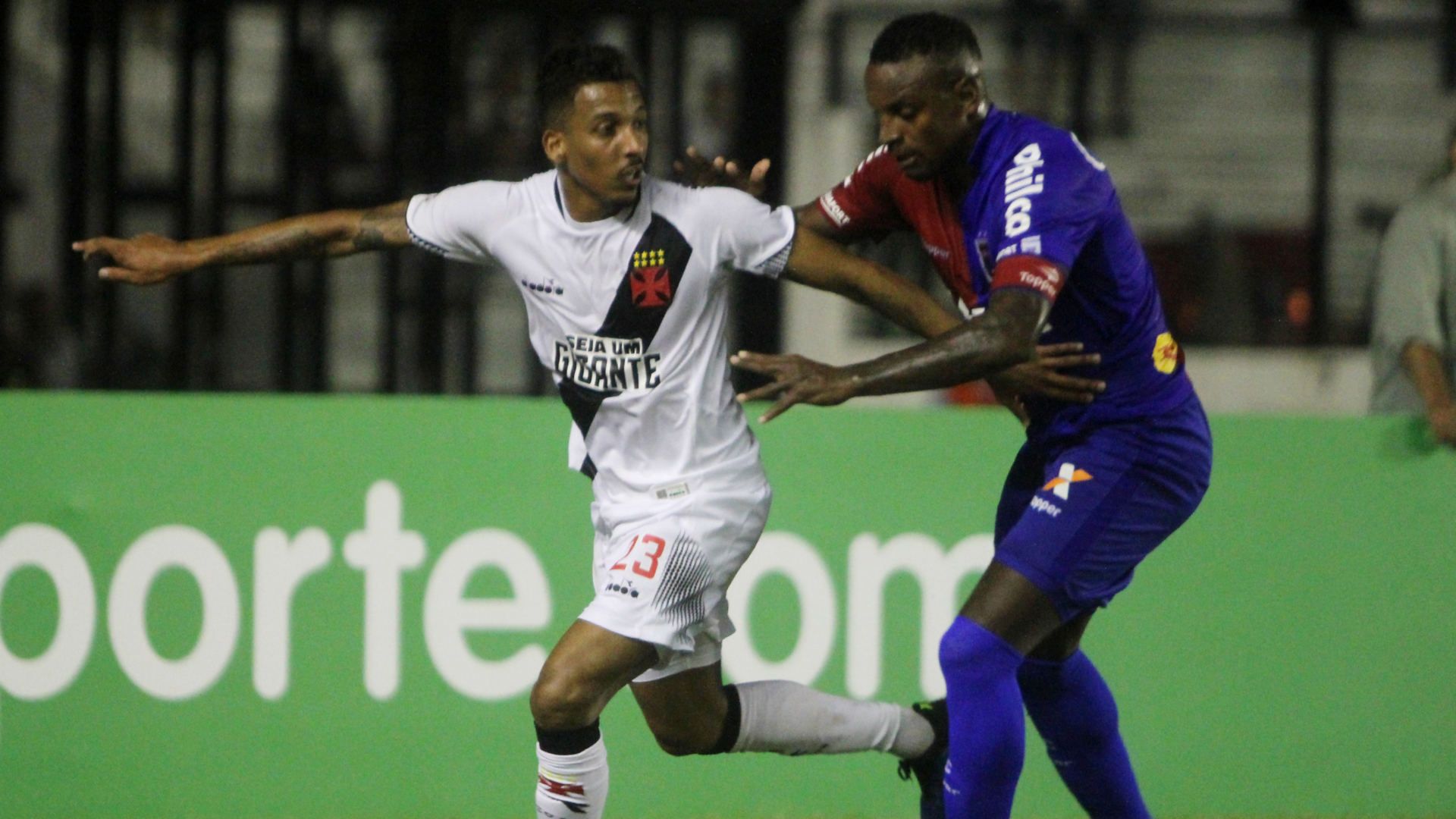 Caio Monteiro Cleber Reis Vasco Parana Brasileirao Serie A 30052018