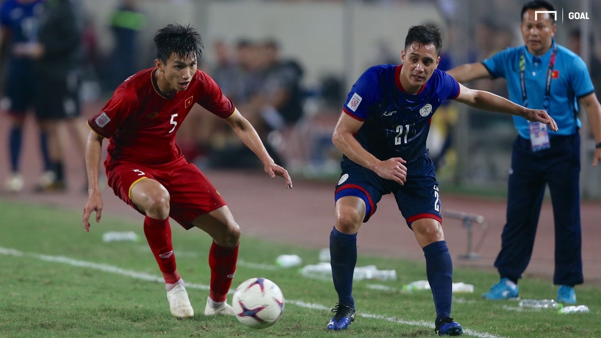 Doan Van Hau Vietnam AFF Cup 2018 (2)