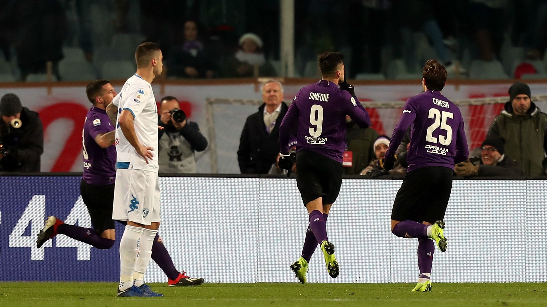 giovanni simeone celebration fiorentina empoli