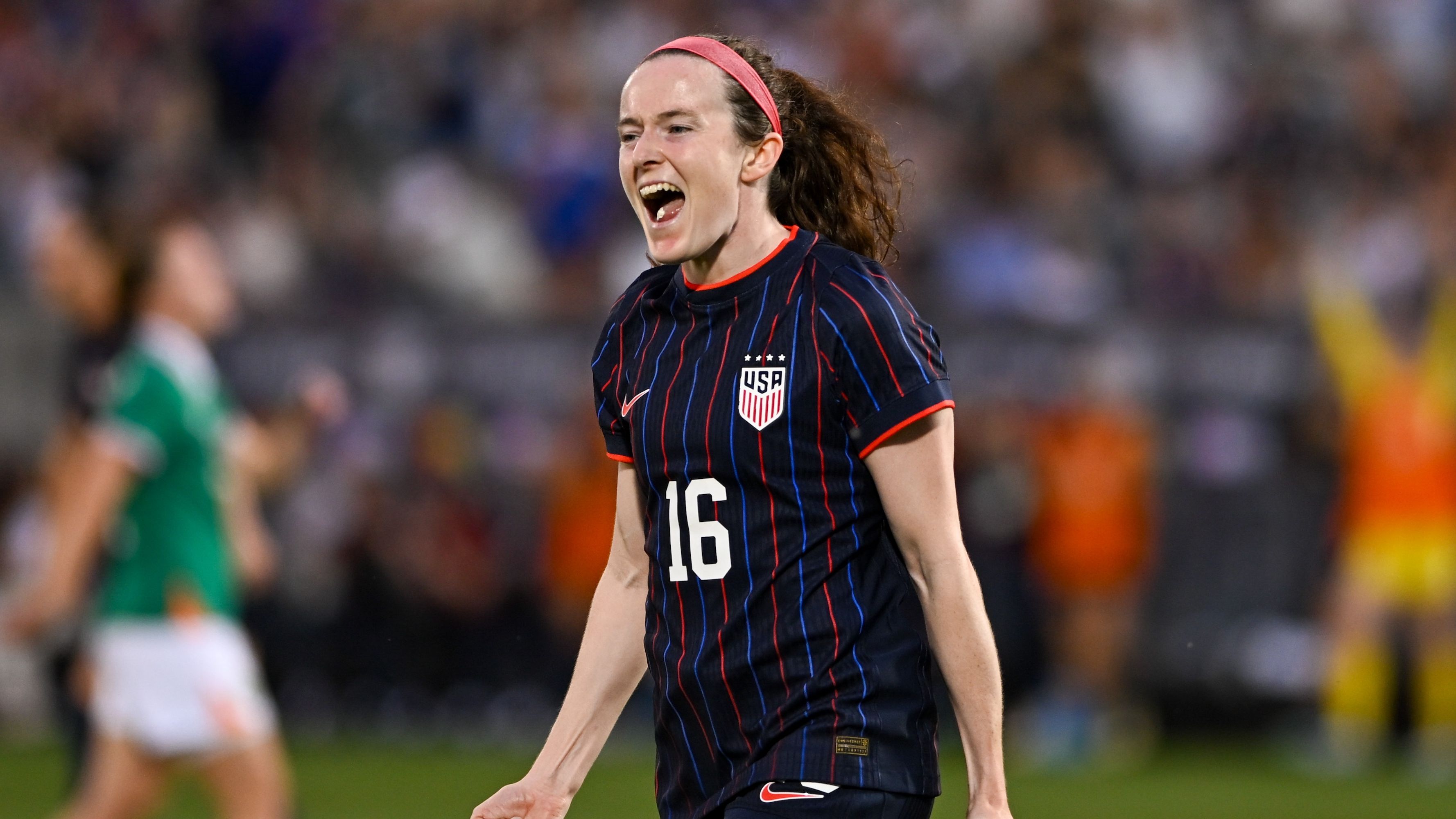 Rose Lavelle USWNT ve Ireland HIC