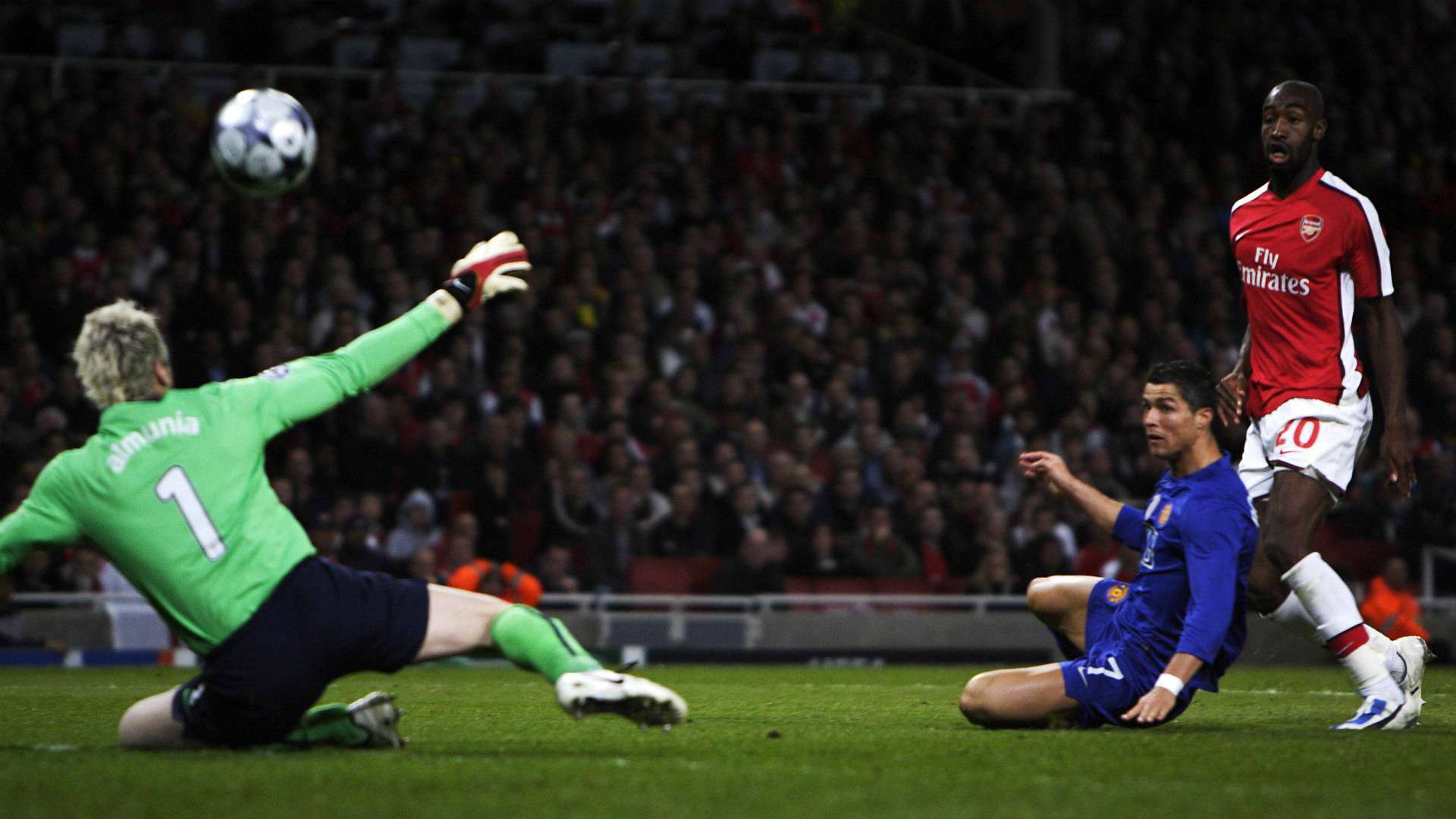 GERMANY ONLY: CRISTIANO RONALDO MANCHESTER UNITED