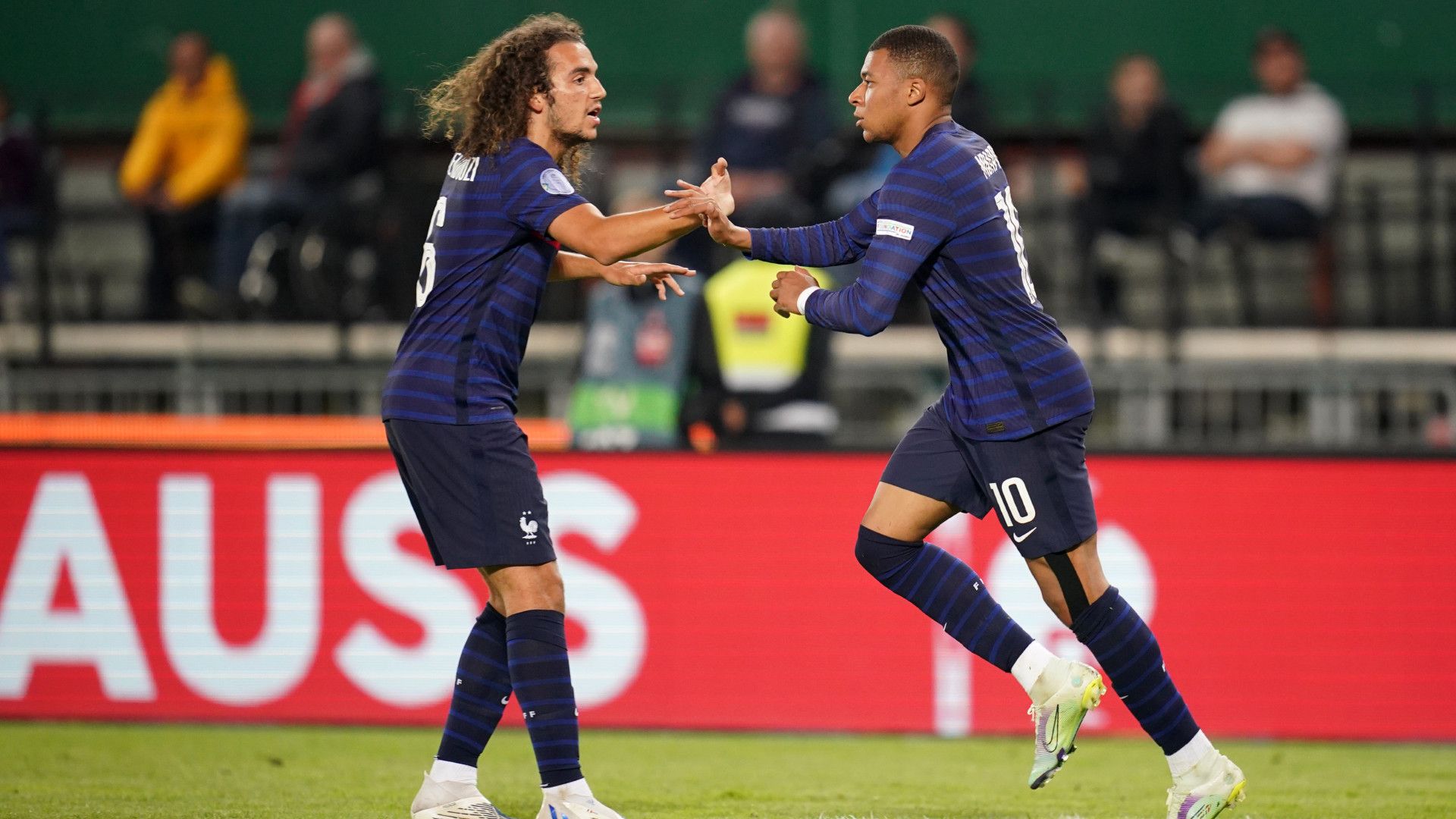 Matteo Guendouzi Kylian Mbappé France