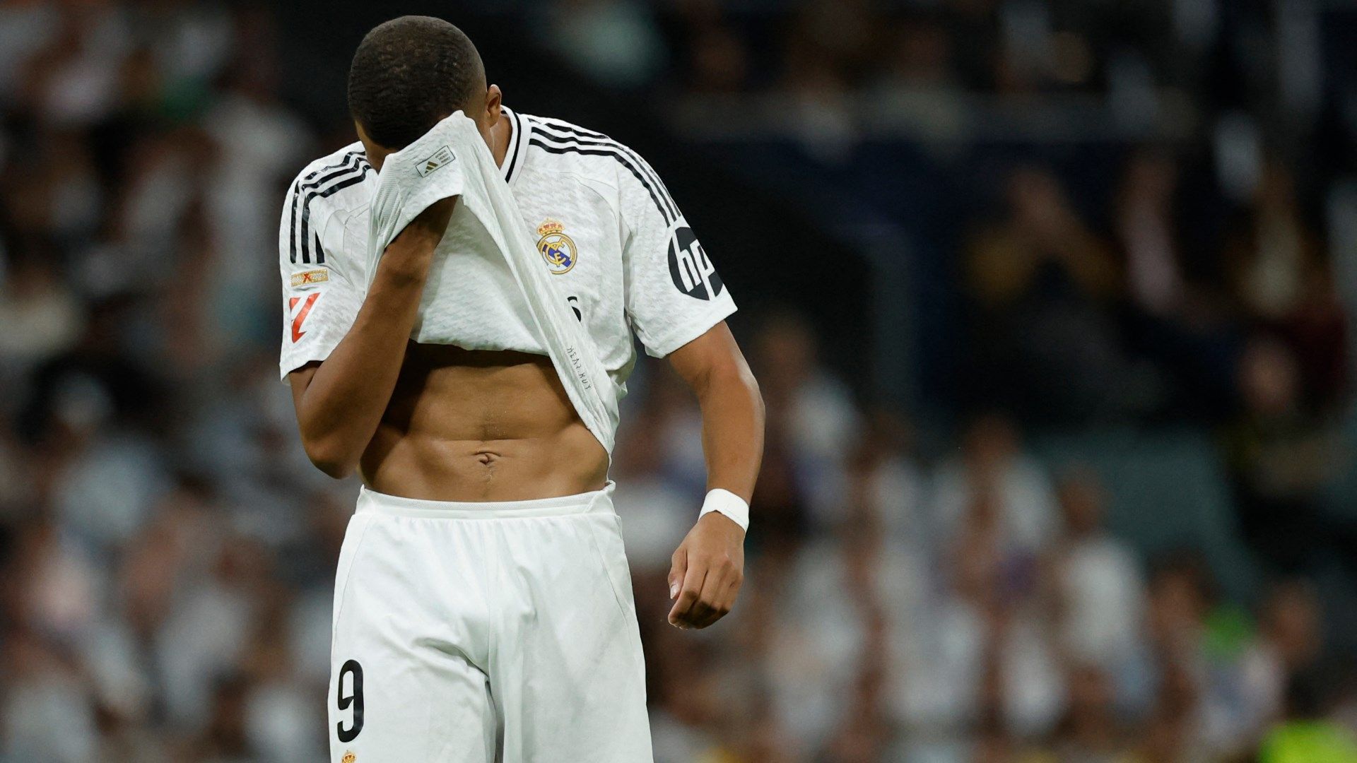 Real Madrid's Golden Dream Turns Turbulent, Mbappe Integration Struggles Expose Deeper Problems at Bernabeu