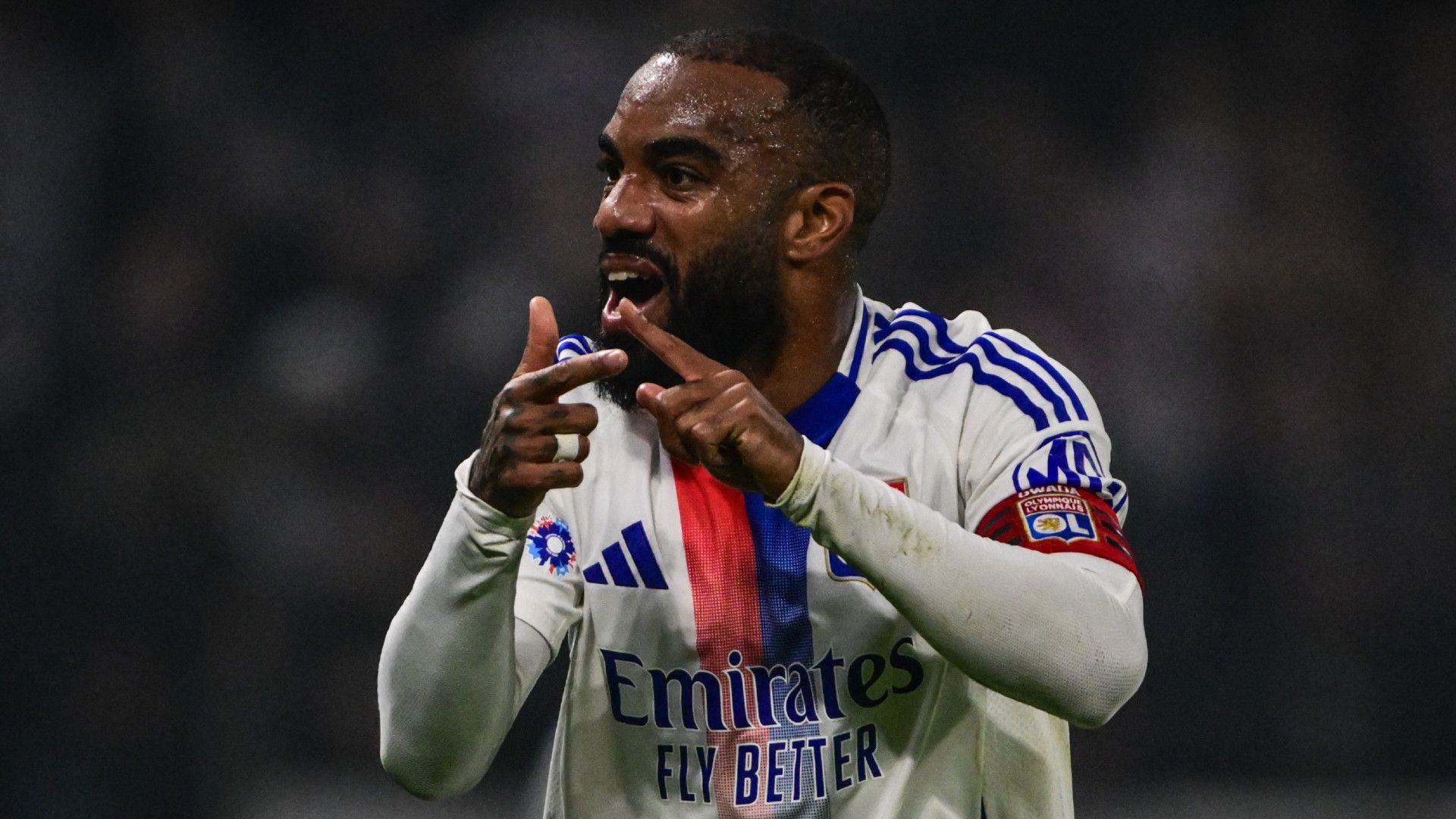 ALEXANDRE LACAZETTE OLYMPIQUE LYON