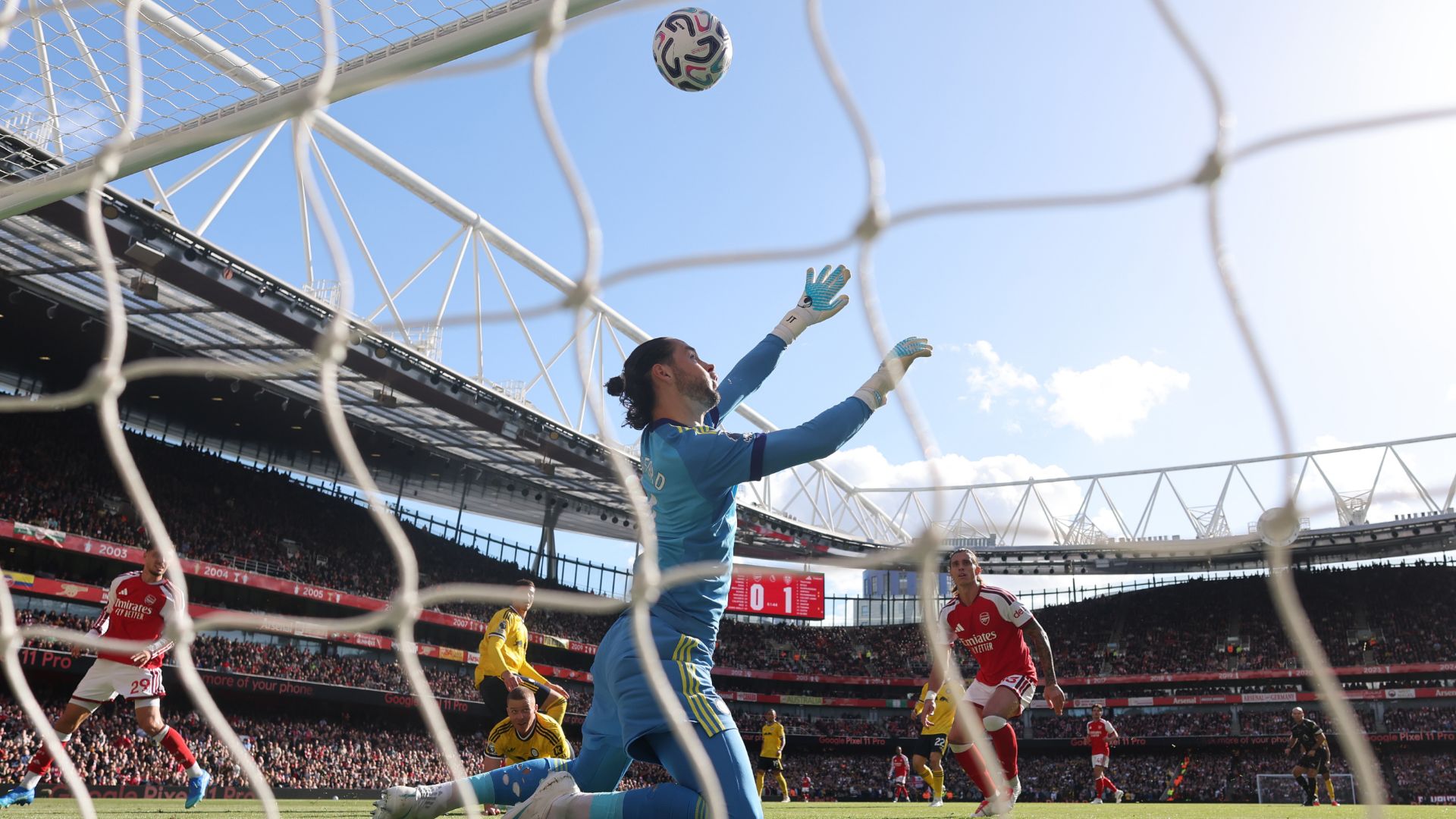 James Trafford Leeds Arsenal 2026-27