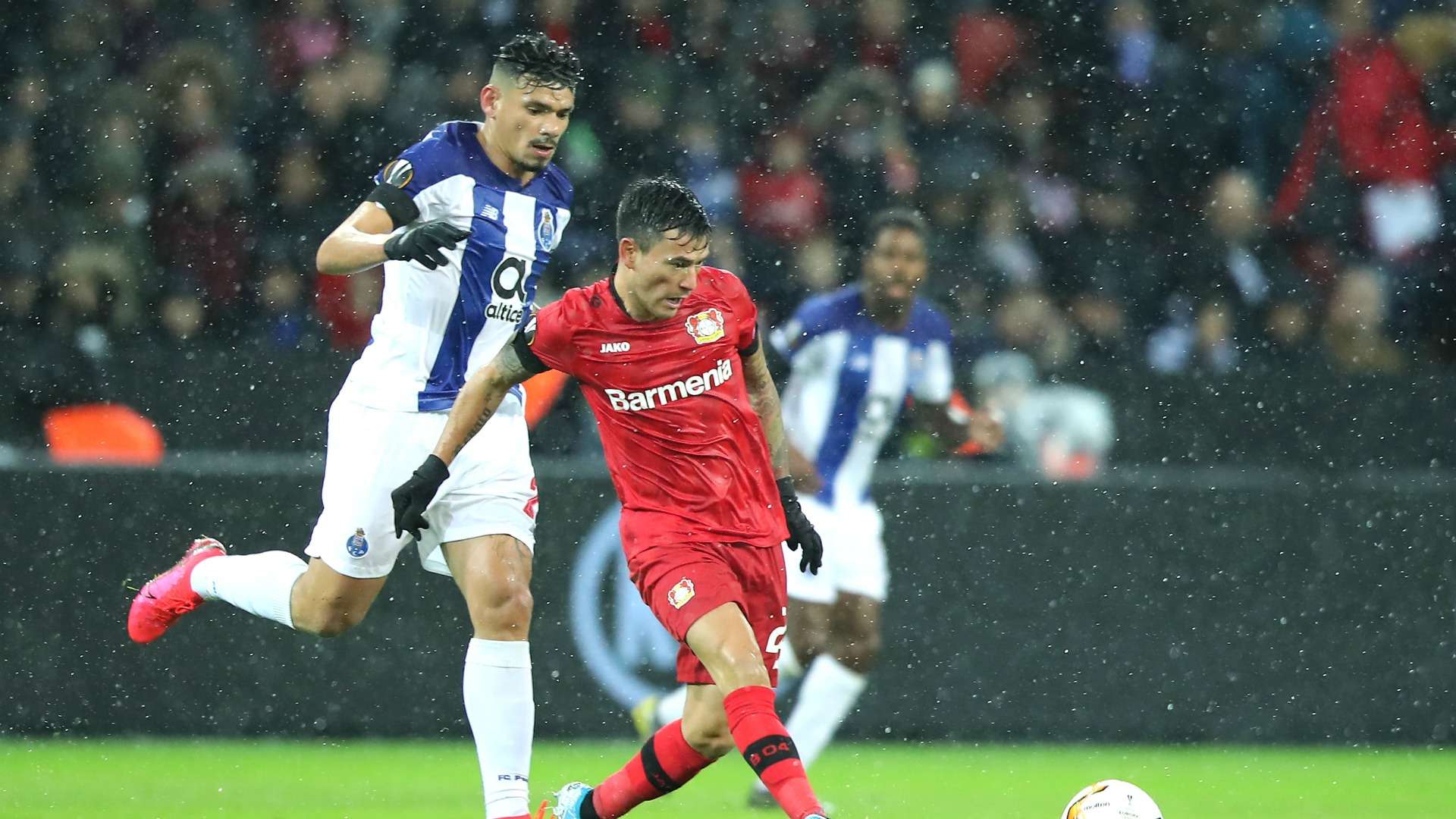 Charles Aránguiz - Porto