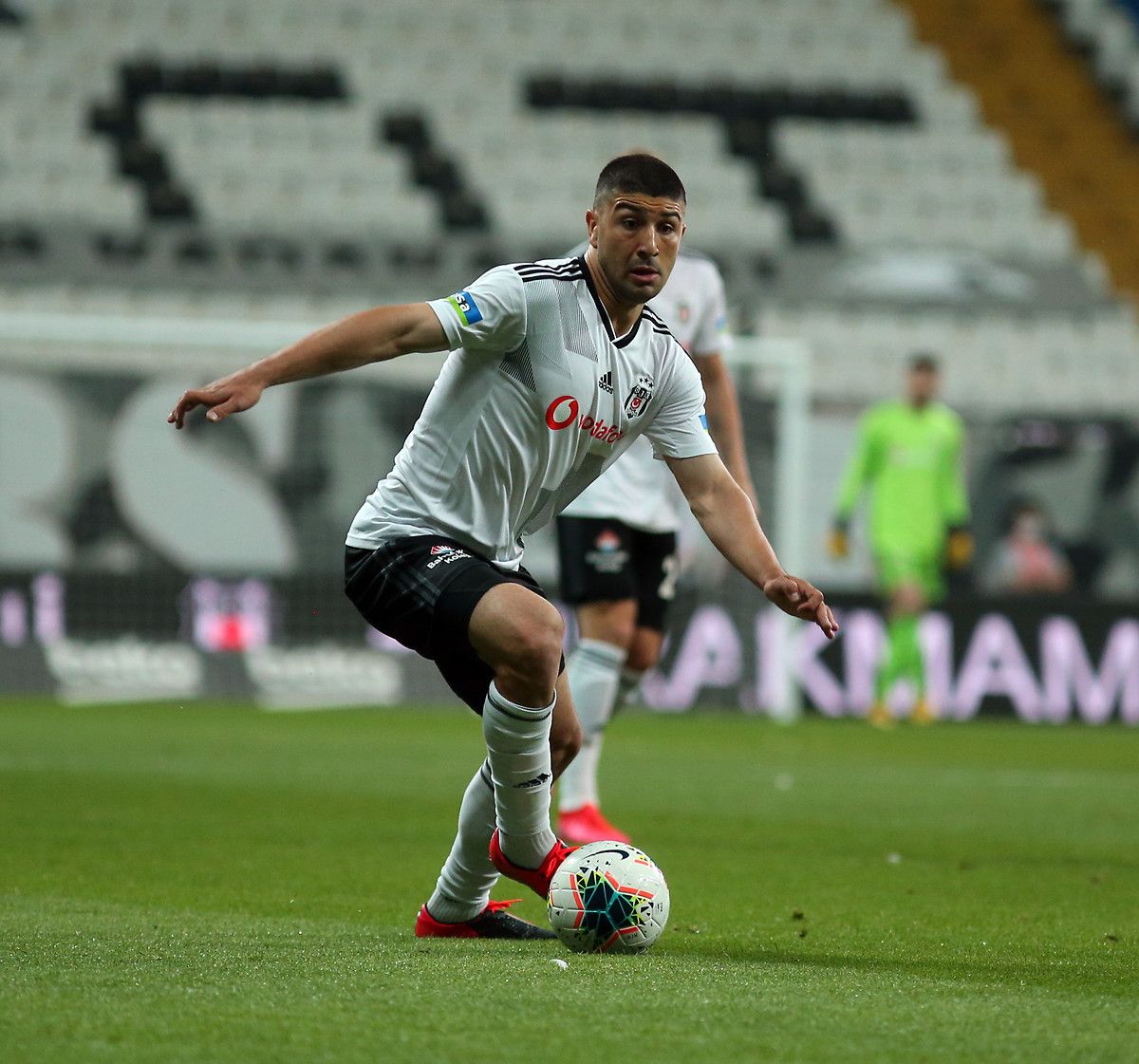Guven Yalcin Besiktas Antalyaspor 06/13/20