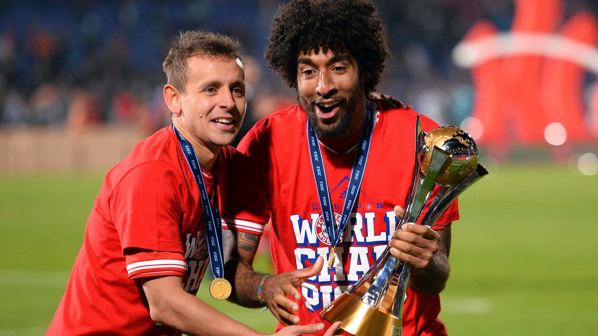 Rafinha Dante Bayern campeão mundial 2013 12 02 2021