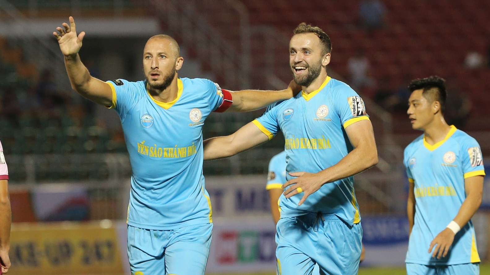 Chaher Zarour - Petrisor Voinea Sai Gon FC Sanna Khanh Hoa BVN V.League 2019