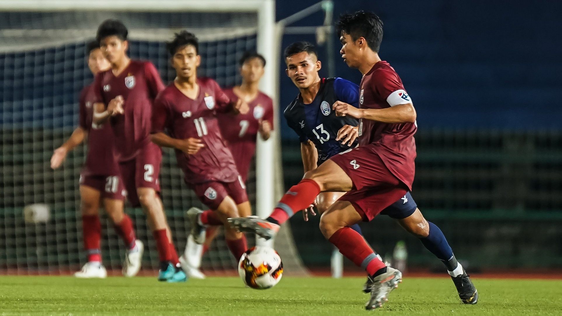 U19 Campuchia 2-1 U19 Thái Lan. U19 Thái Lan. Lịch thi đấu Vòng loại U19 châu Á 2020. Suphanat Mueanta. Vòng loại U19 châu Á 2020. Xem U19 Việt Nam kênh nào. Trực tiếp U19 Việt Nam. U19 Việt Nam. HLV Philippe Troussier. Sieng Sophea. Kết quả bóng đá. Trực tiếp bóng đá hôm nay. Bong da. Xem bong da.