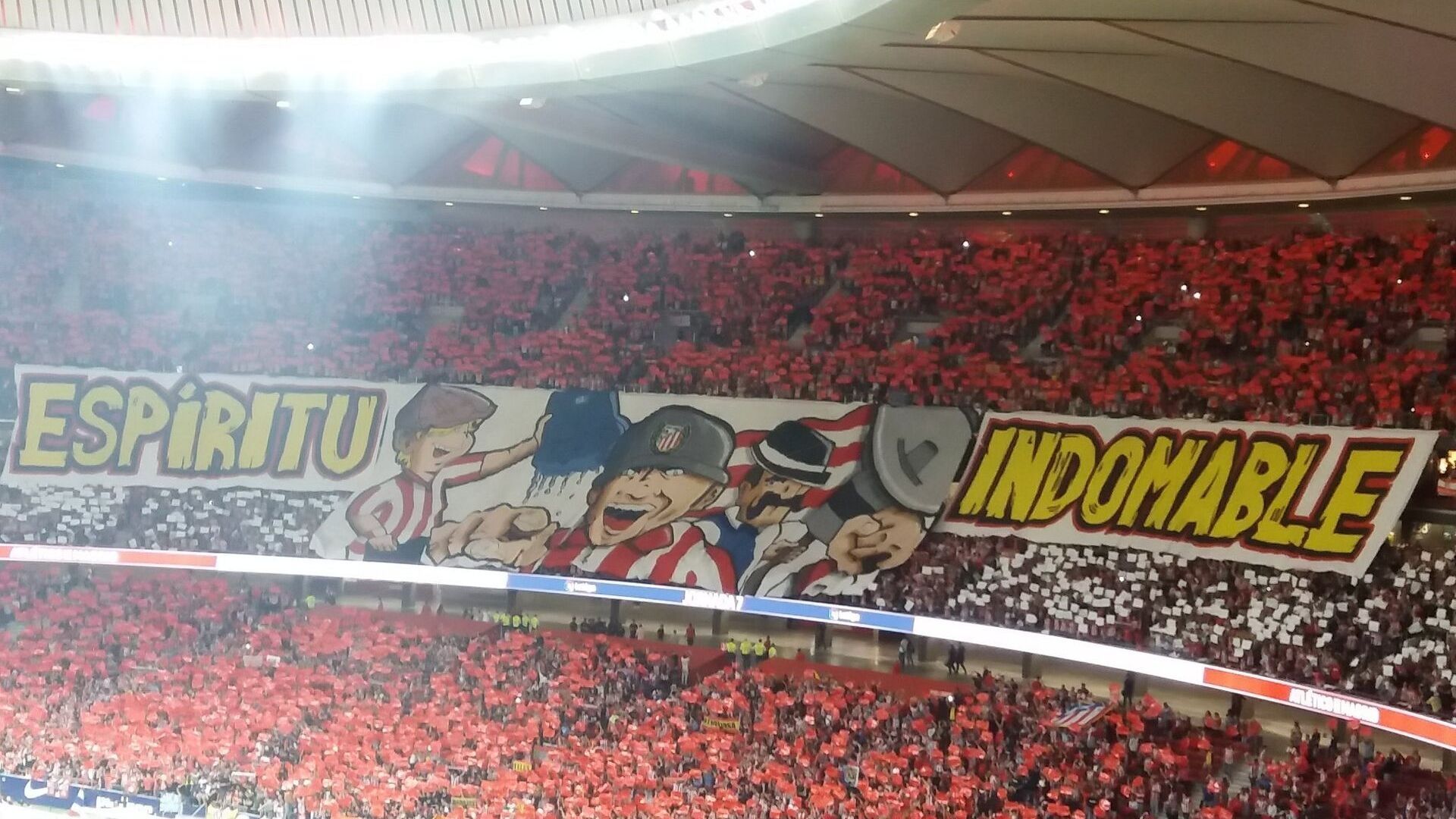 Pancarta en el Metropolitano, Atlético de Madrid vs Real Madrid