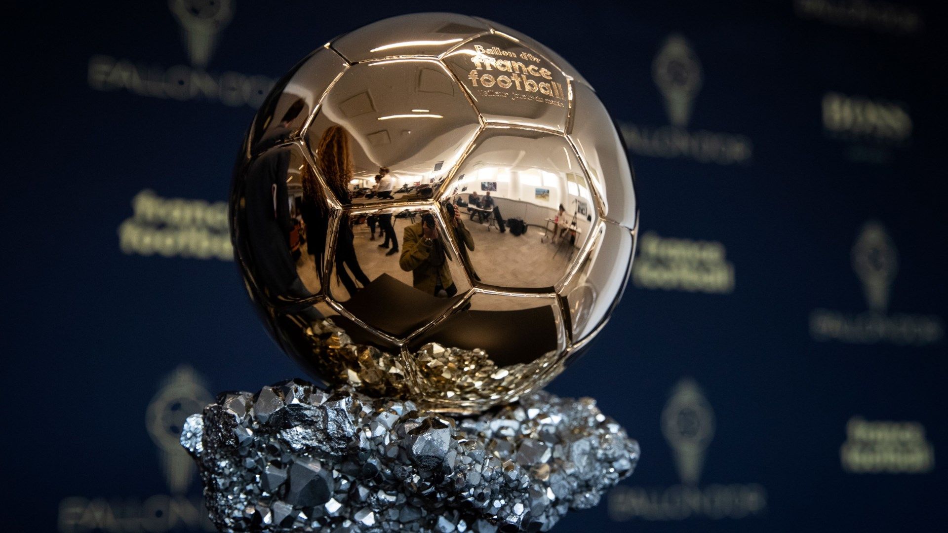 Ballon d'Or trophy