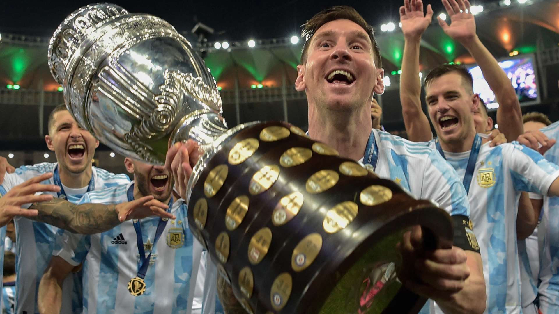 Lionel Messi Copa America 2021 trophy Argentina