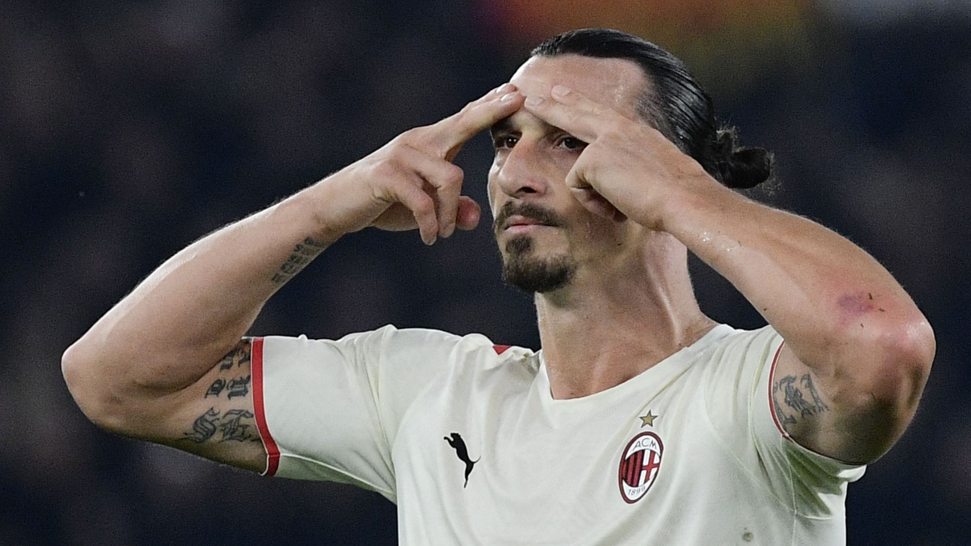 Ibrahimovic celebrating Roma Milan Serie A