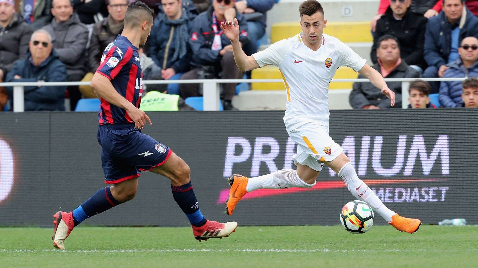 Davide Faraoni Stephan El Shaarawy Crotone Roma