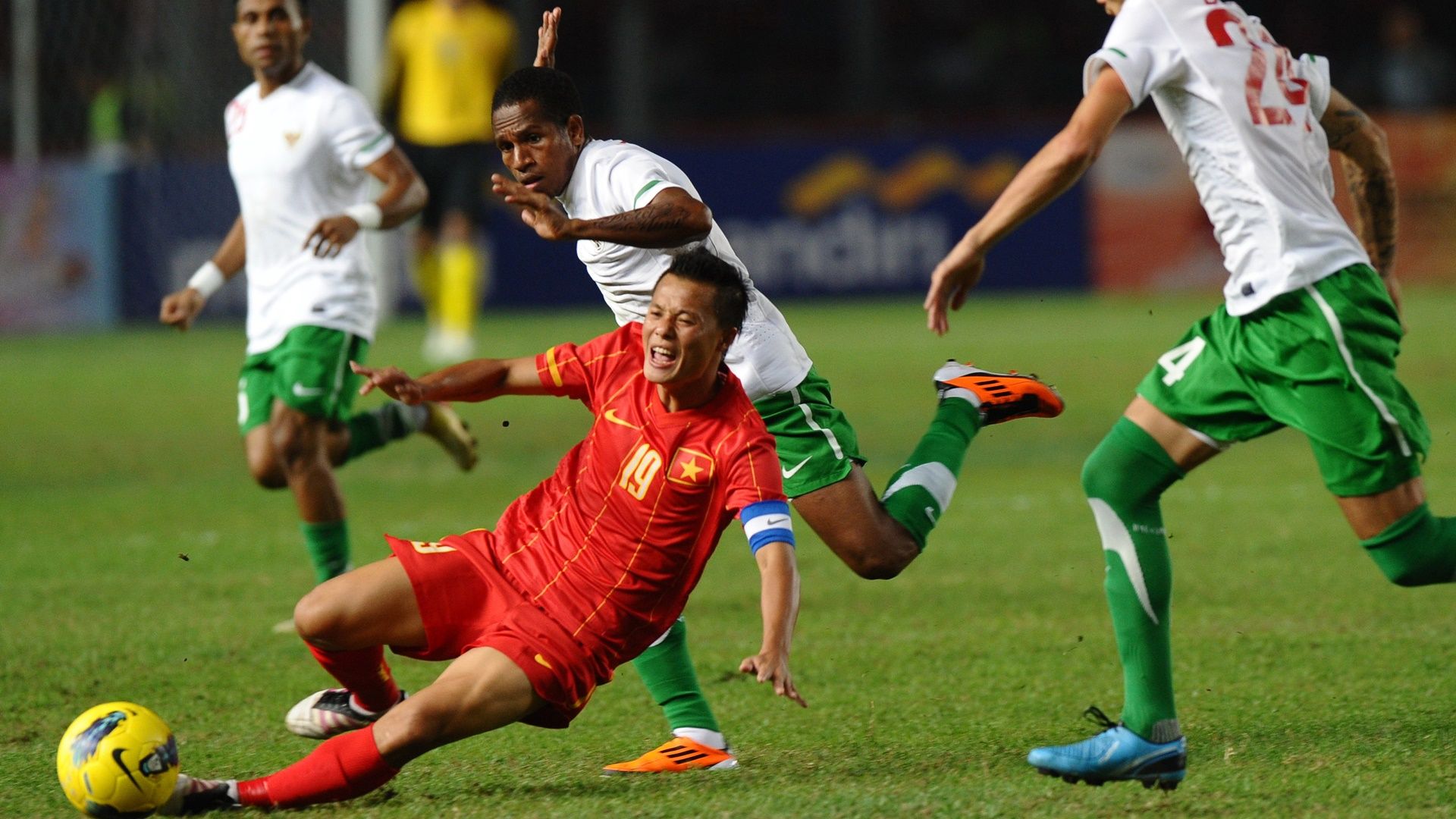 Pham Thanh Luong | Vietnam vs Indonesia | SEA Games 2011