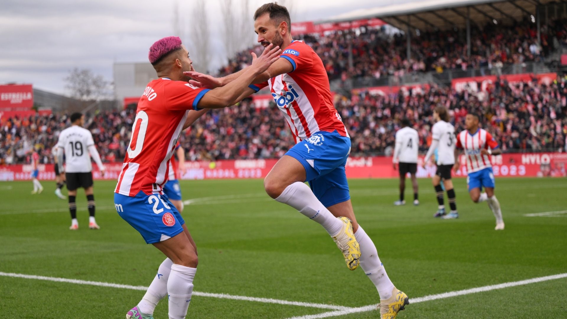 Stuani Girona Valencia LaLiga 2023-24