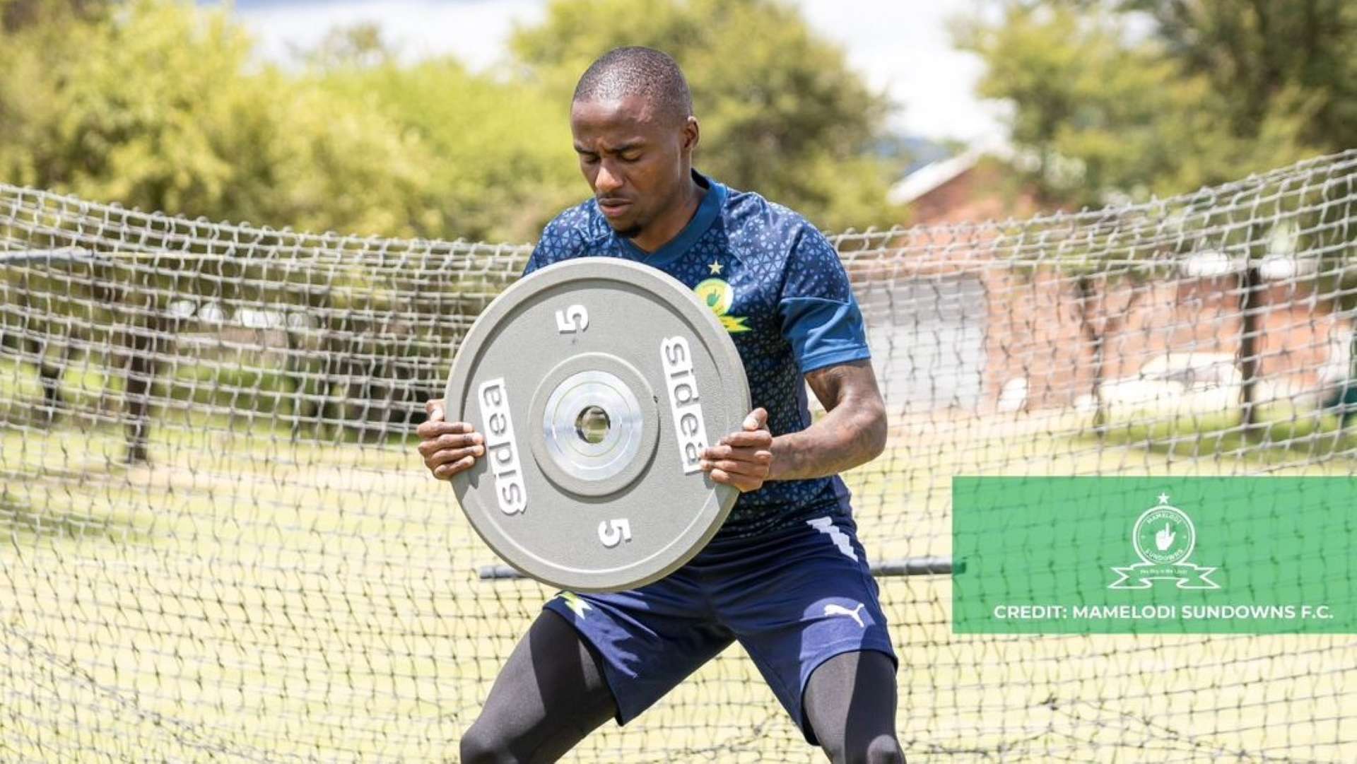 Thembinkosi Lorch, Mamelodi Sundowns