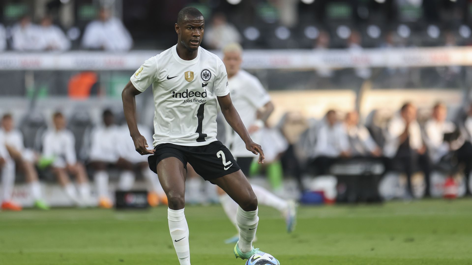 Evan N'Dicka Eintracht Frankfurt 